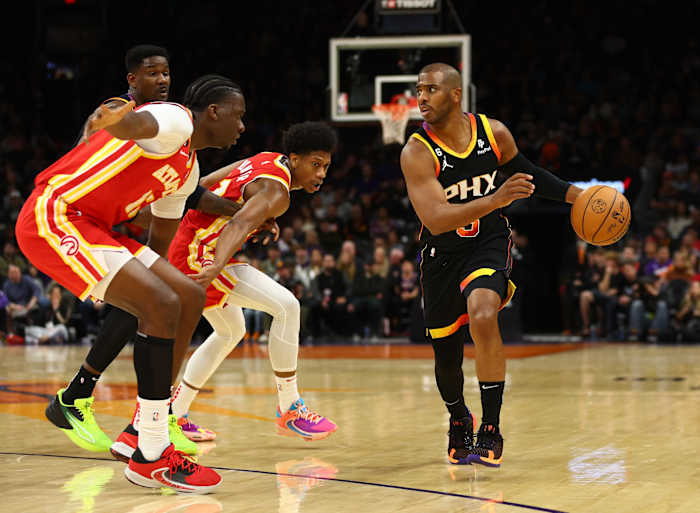 Phoenix Suns guard Chris Paul